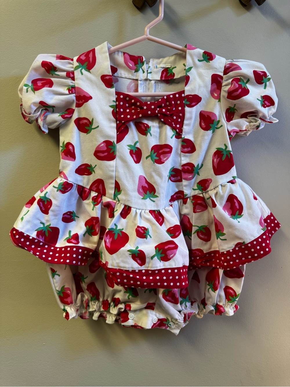 Vintage strawberry print bubble romper